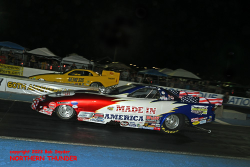 Tom Furches - 'Made In America' (near lane) vs 
Jade Cook - 'Nemesis' (far lane)